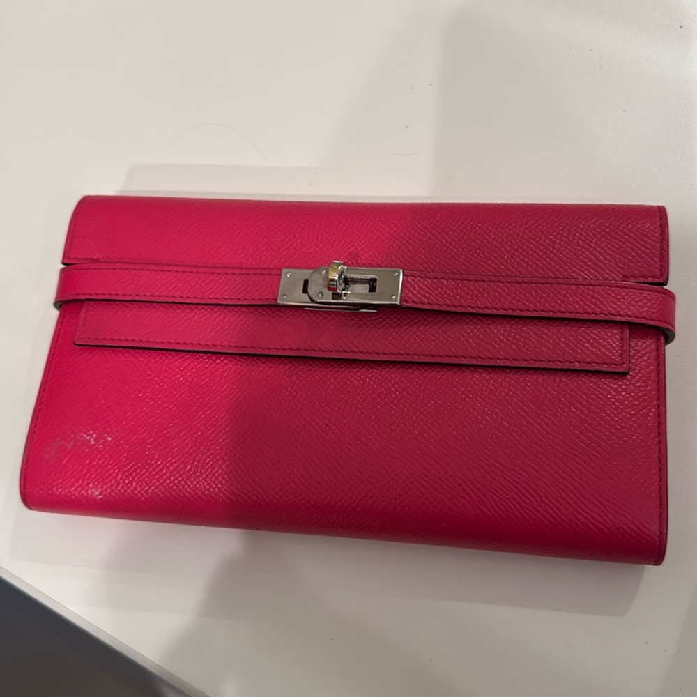 Authentic Hermes wallet